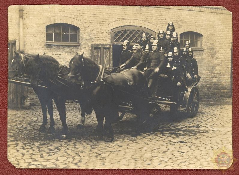 Latvijas ugunsdzēsībai veltīta kolekcijas eiro monēta